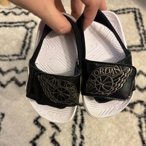 Air Jordan Hydro 7 Sandals